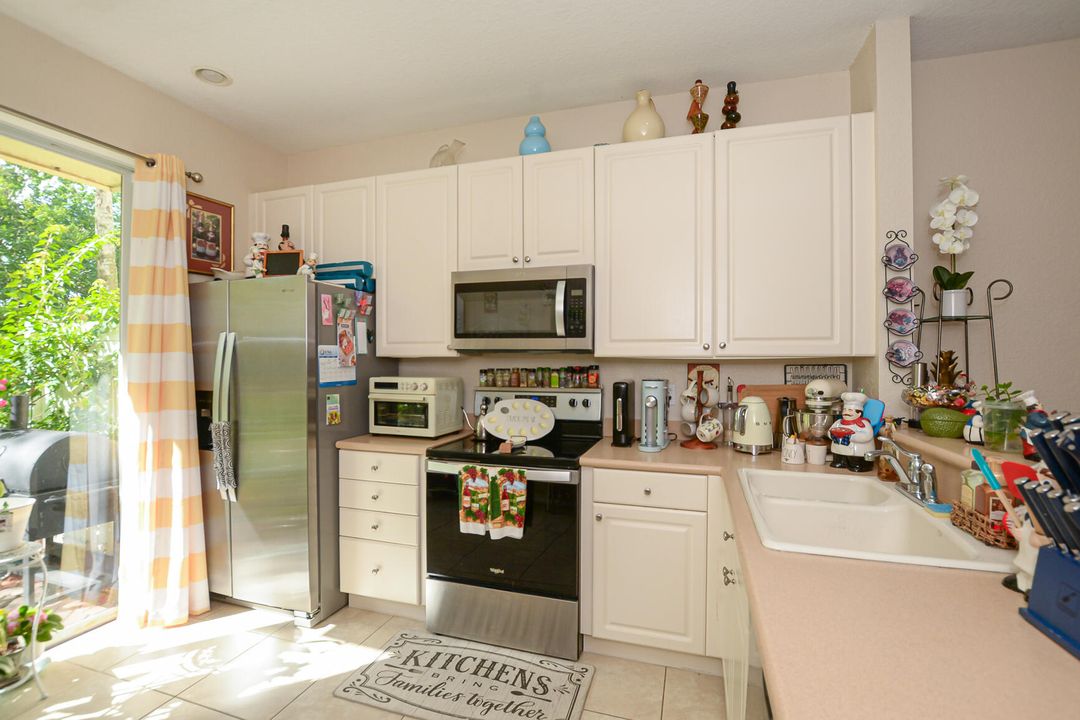 В аренду: $2,000 (3 спален, 2 ванн, 1653 Квадратных фут)