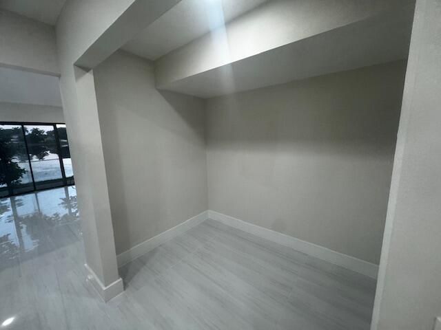 合同活跃: $499,000 (3 贝兹, 2 浴室, 1810 平方英尺)