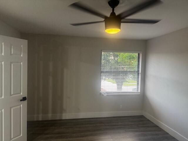 合同活跃: $499,000 (3 贝兹, 2 浴室, 1810 平方英尺)