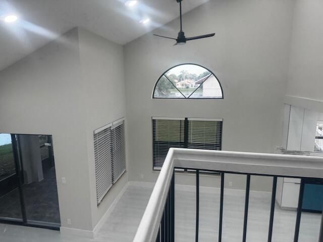 合同活跃: $499,000 (3 贝兹, 2 浴室, 1810 平方英尺)