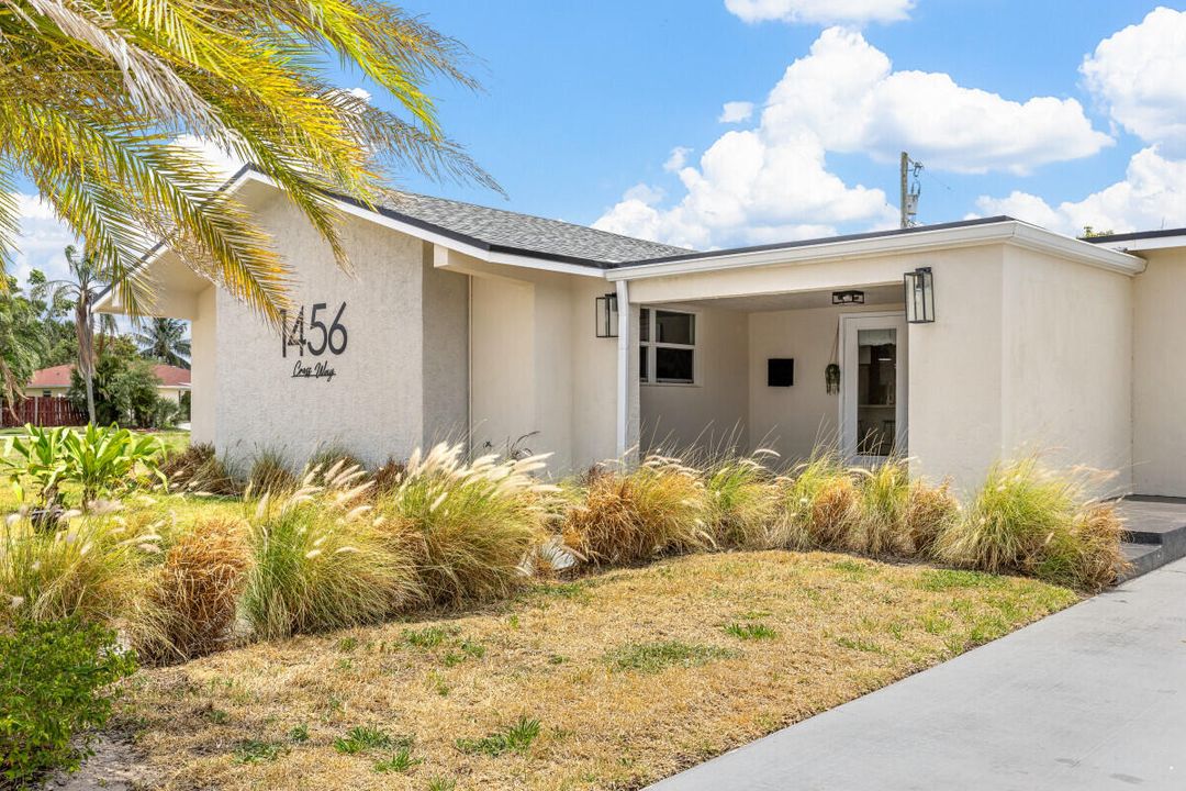 Под контрактом: $595,000 (3 спален, 2 ванн, 1844 Квадратных фут)