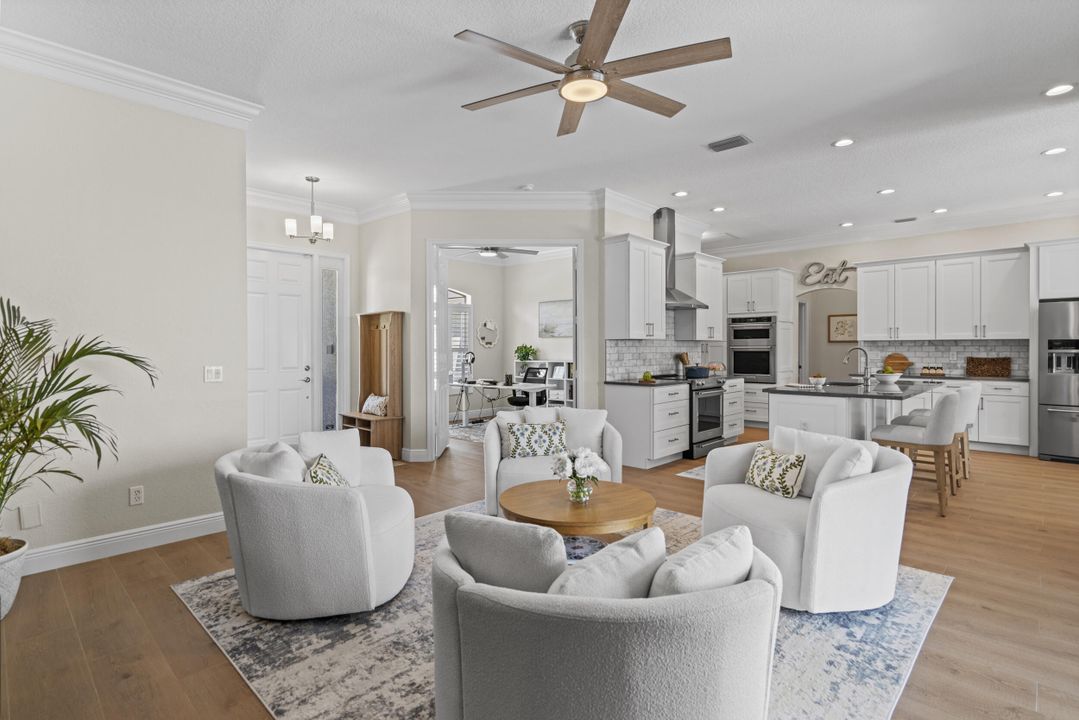 Activo con contrato: $649,000 (4 camas, 3 baños, 2612 Pies cuadrados)