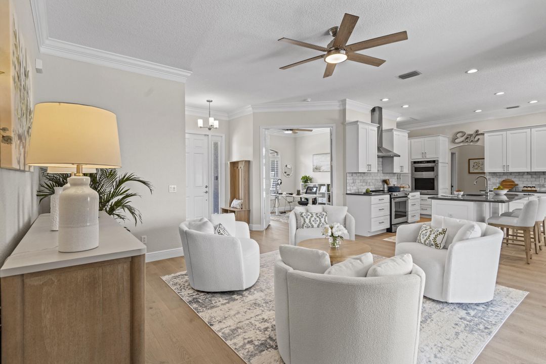 Activo con contrato: $649,000 (4 camas, 3 baños, 2612 Pies cuadrados)