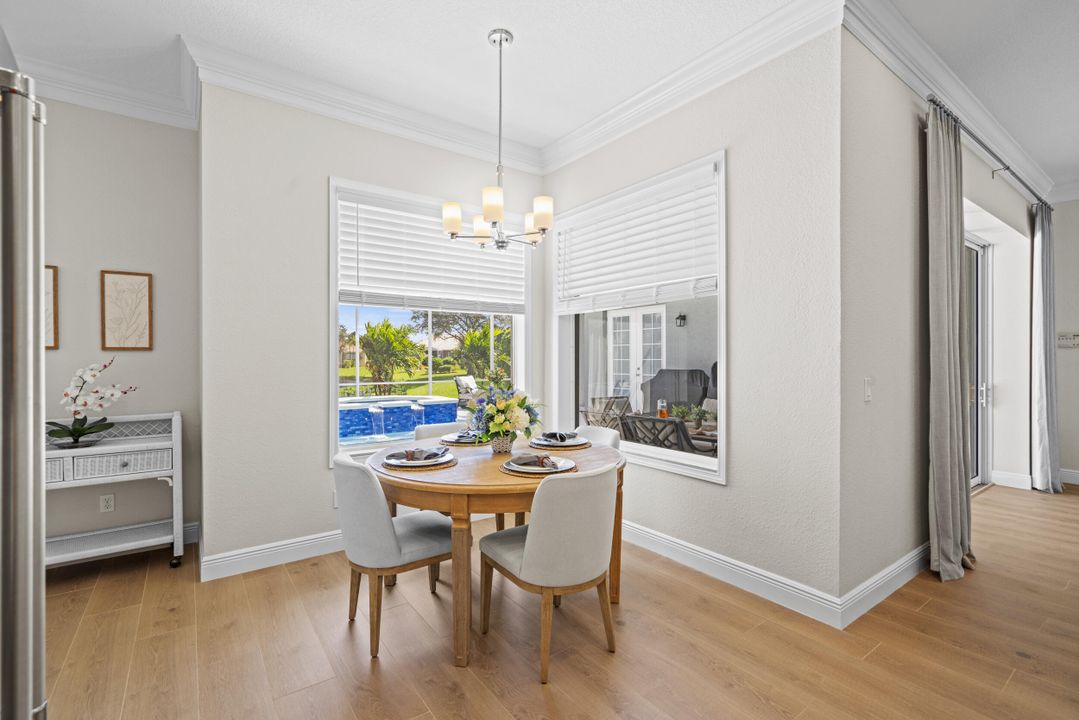 Activo con contrato: $649,000 (4 camas, 3 baños, 2612 Pies cuadrados)