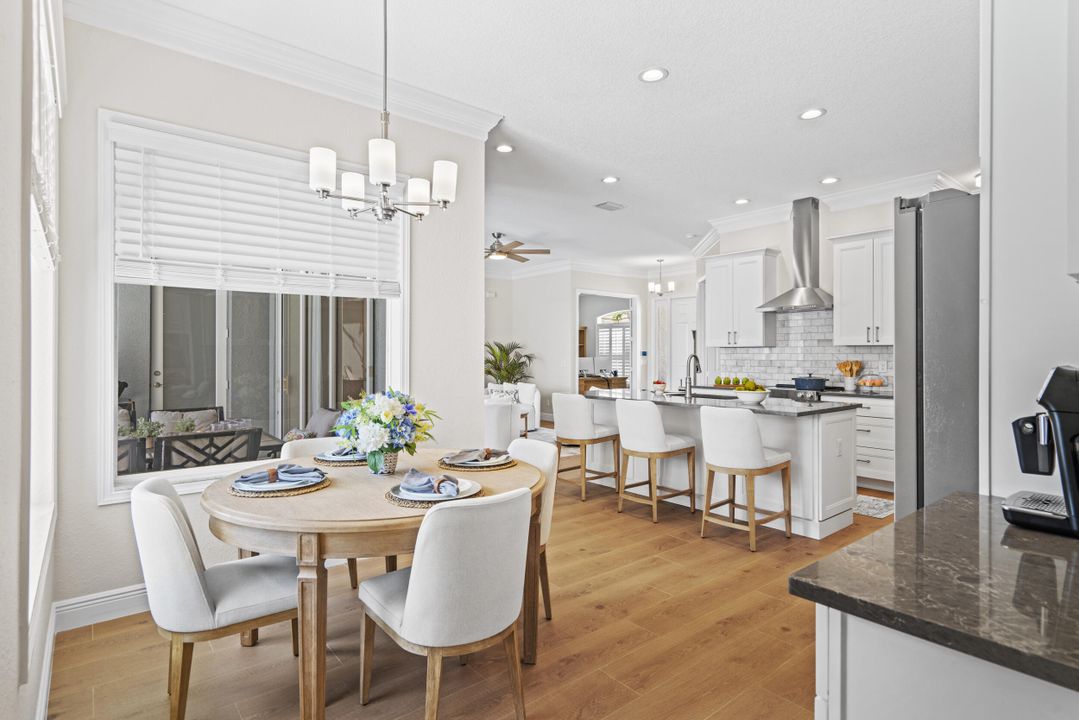 Activo con contrato: $649,000 (4 camas, 3 baños, 2612 Pies cuadrados)