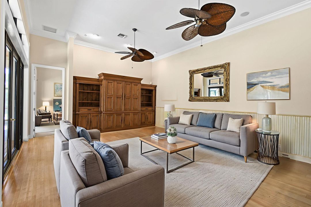 На продажу: $1,300,000 (4 спален, 4 ванн, 2478 Квадратных фут)