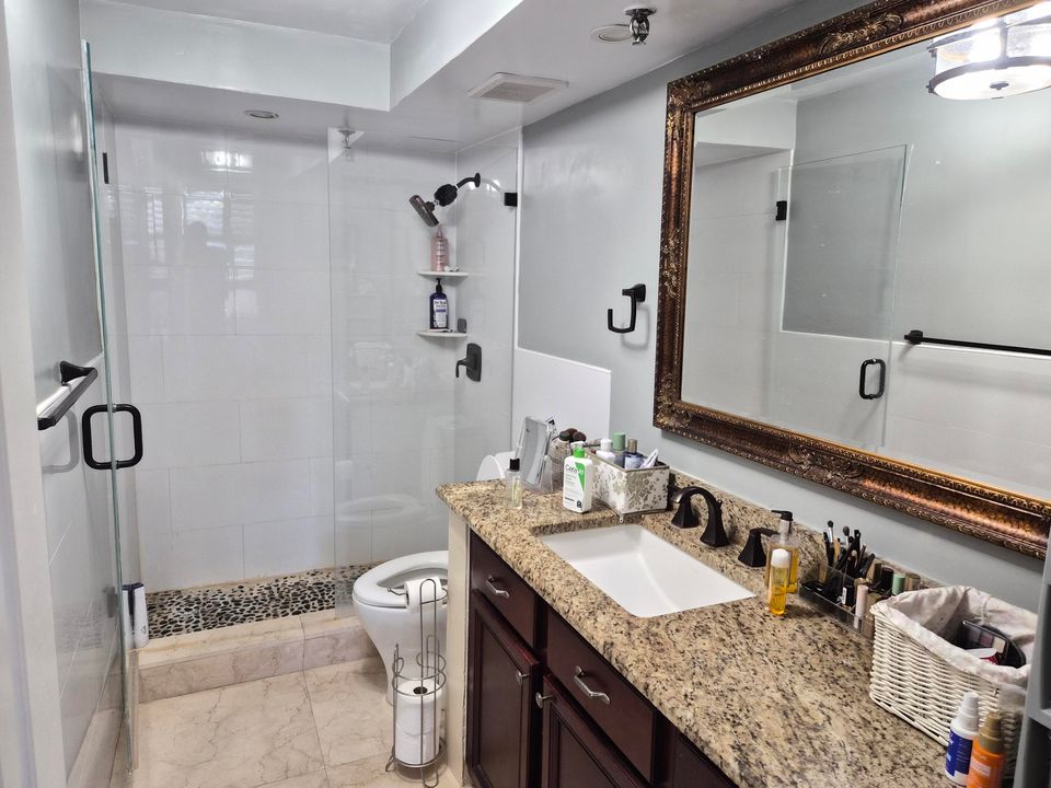 For Sale: $475,000 (2 beds, 2 baths, 1315 Square Feet)