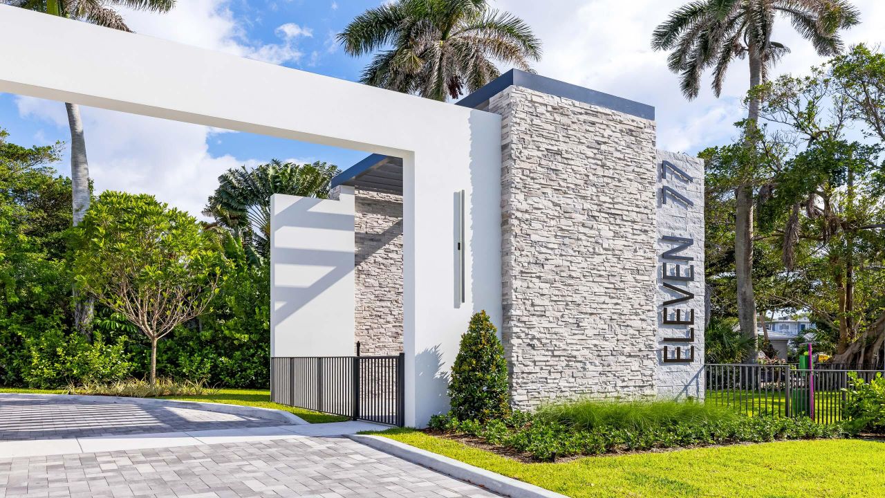 Recently Sold: $2,500,000 (3 beds, 3 baths, 2019 Square Feet)