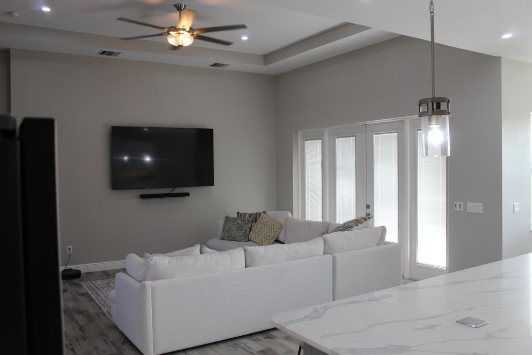 待售: $1,350,000 (0 贝兹, 0 浴室, 0 平方英尺)