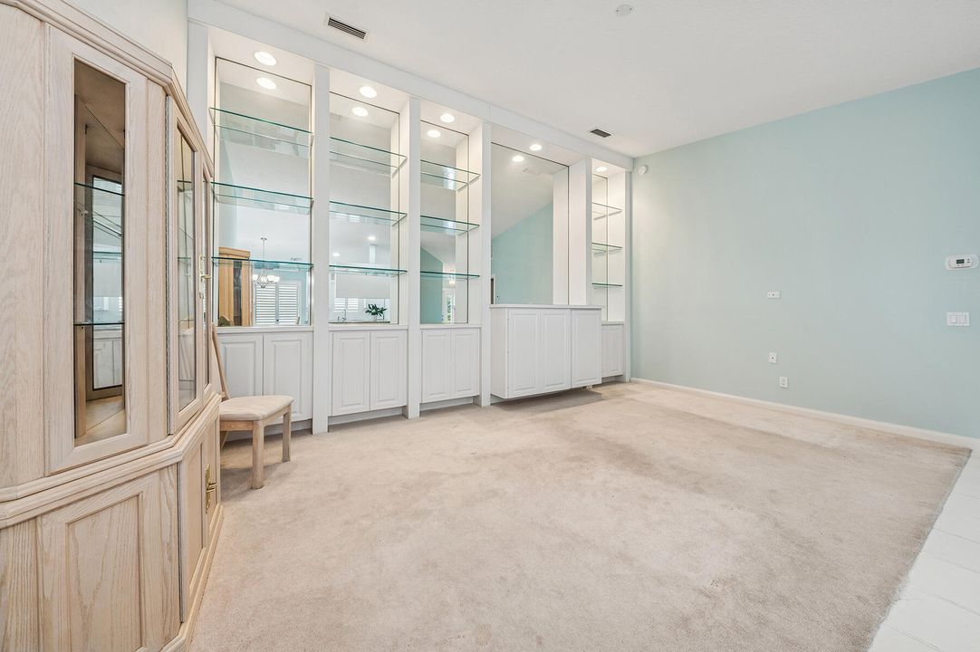 For Sale: $399,900 (2 beds, 2 baths, 1680 Square Feet)