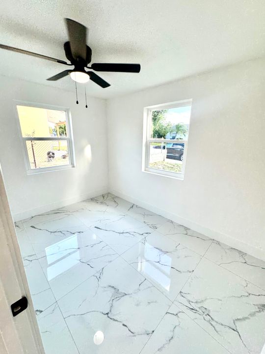 For Sale: $340,000 (3 beds, 2 baths, 1260 Square Feet)