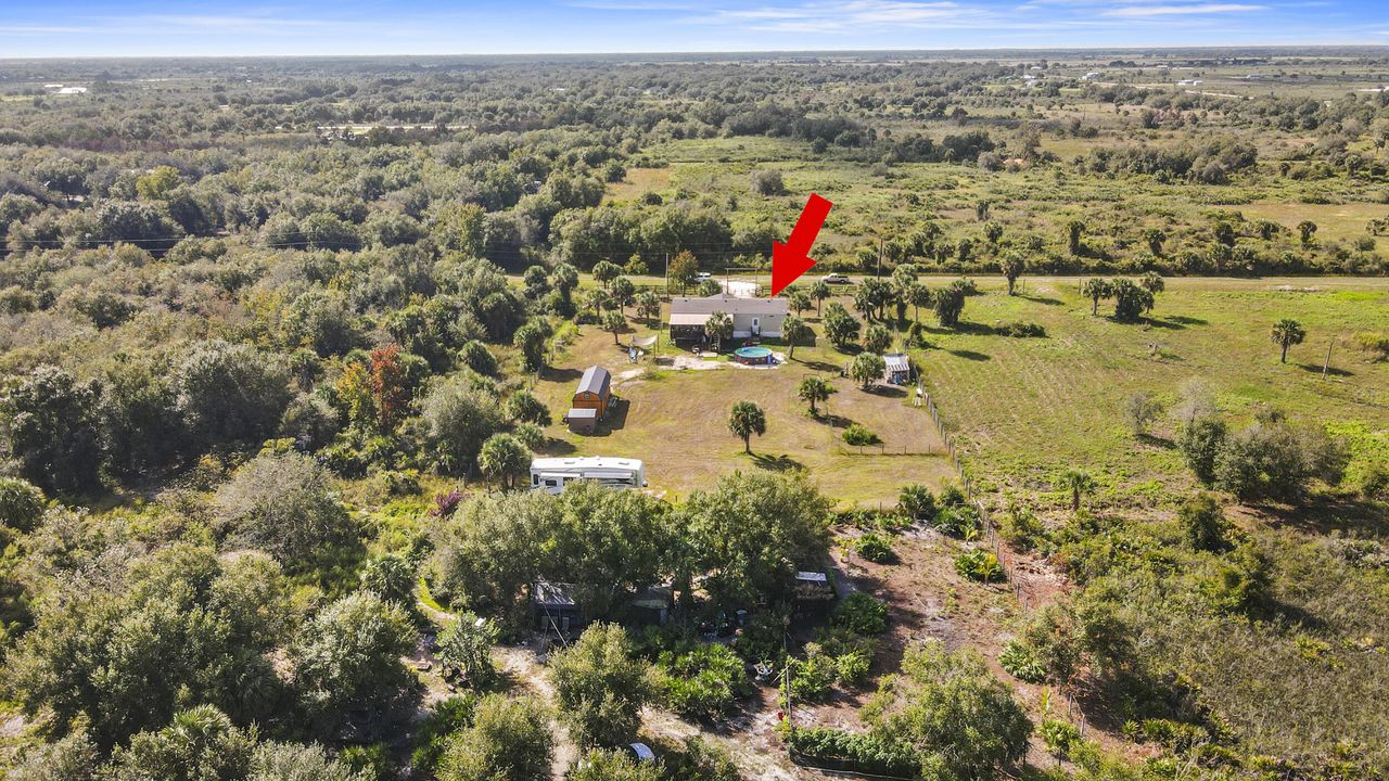 На продажу: $295,900 (3 спален, 2 ванн, 1661 Квадратных фут)