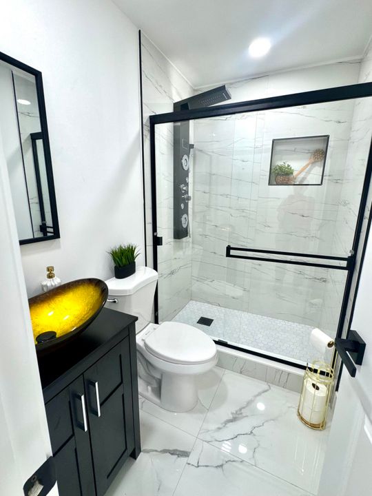 For Sale: $340,000 (3 beds, 2 baths, 1260 Square Feet)