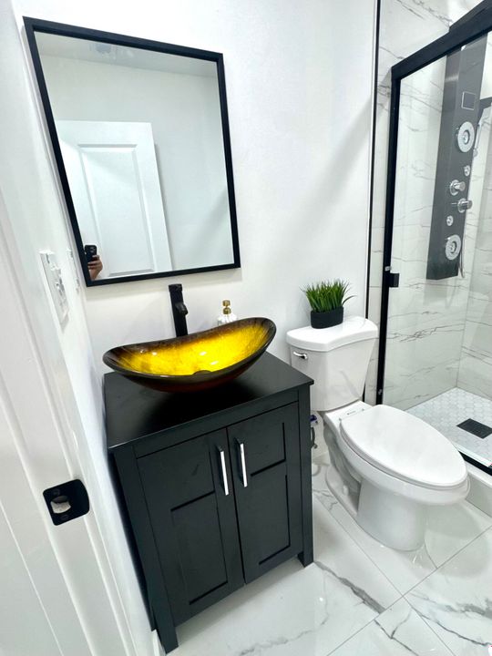 For Sale: $340,000 (3 beds, 2 baths, 1260 Square Feet)