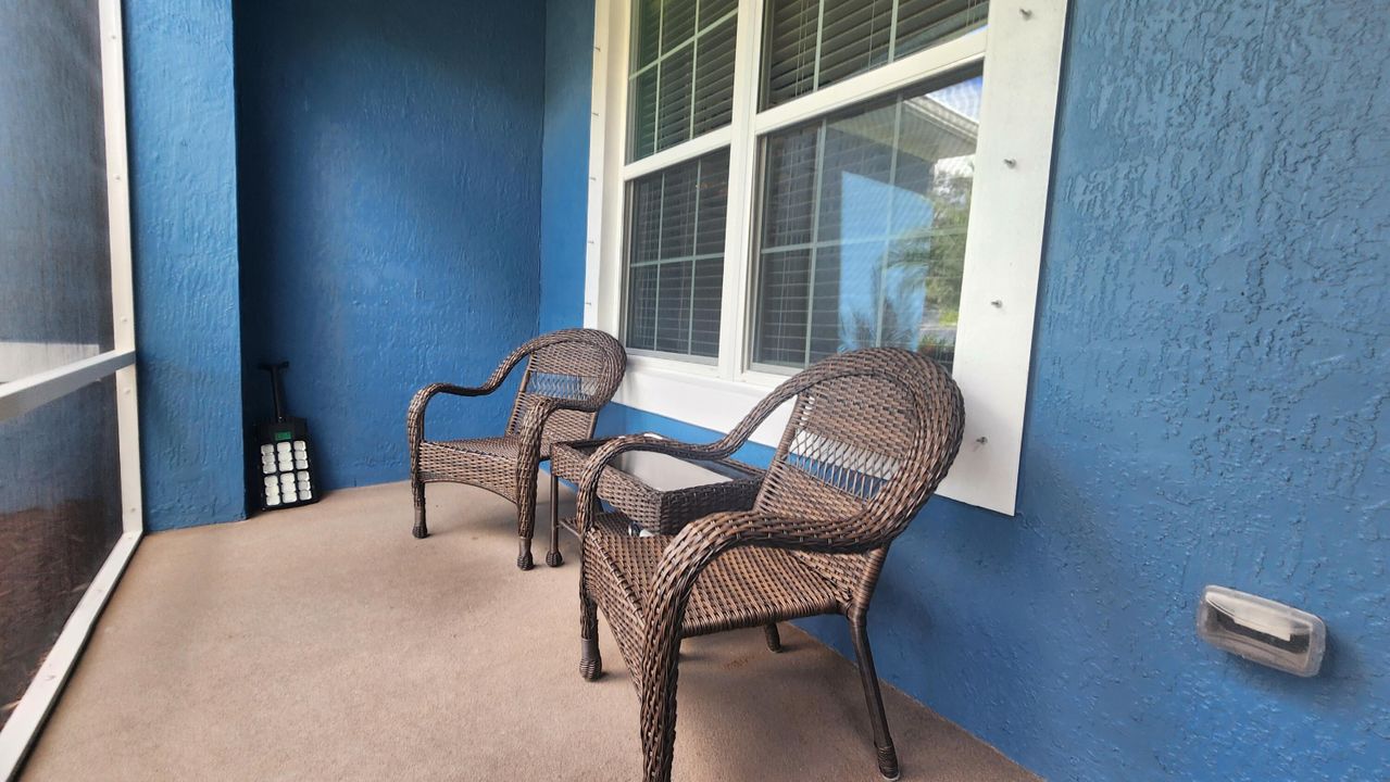 For Sale: $574,000 (4 beds, 3 baths, 2725 Square Feet)