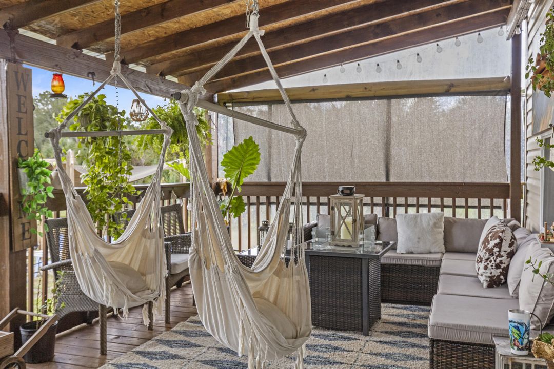 На продажу: $295,900 (3 спален, 2 ванн, 1661 Квадратных фут)