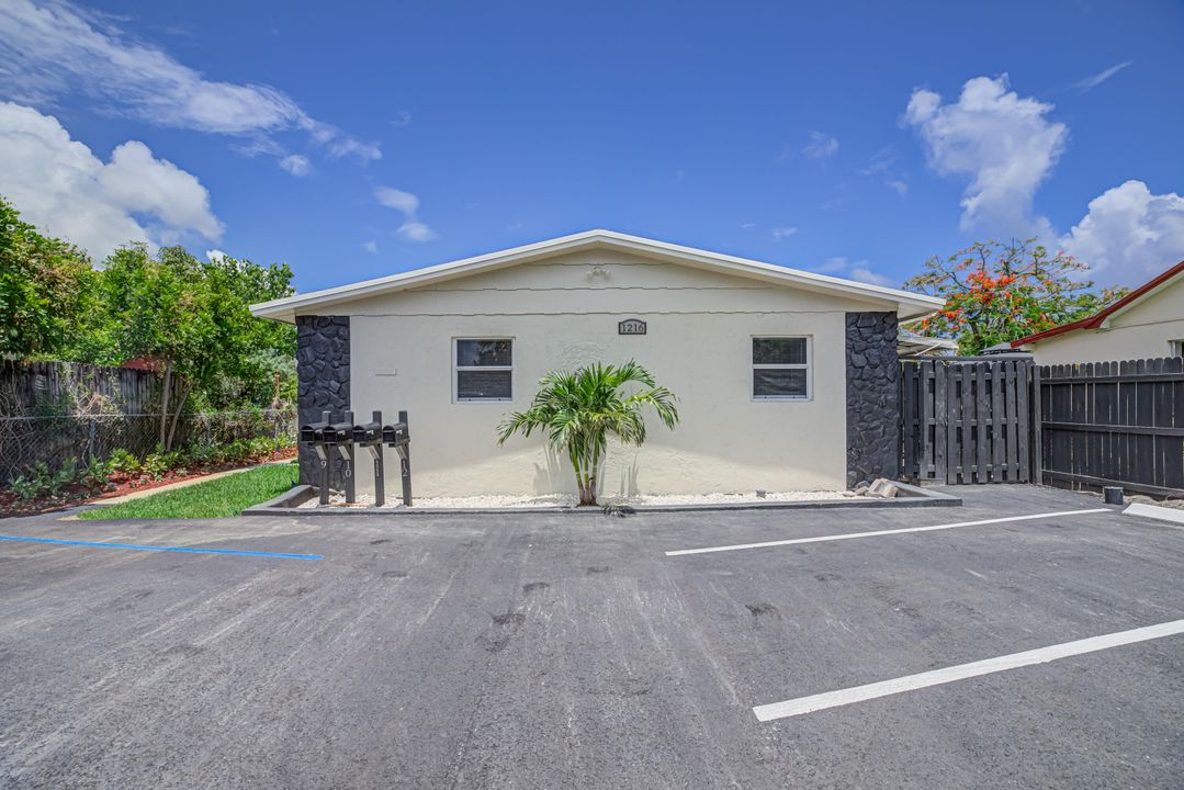 На продажу: $1,400,000 (0 спален, 0 ванн, 3248 Квадратных фут)