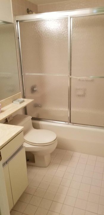 For Rent: $3,500 (2 beds, 2 baths, 1308 Square Feet)