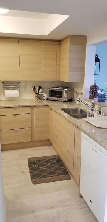 For Rent: $3,500 (2 beds, 2 baths, 1308 Square Feet)