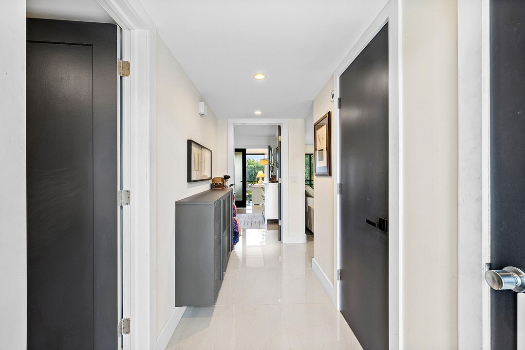 Под контрактом: $360,000 (2 спален, 2 ванн, 1479 Квадратных фут)