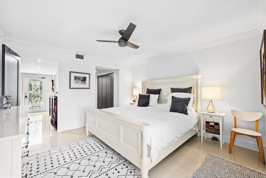 Под контрактом: $360,000 (2 спален, 2 ванн, 1479 Квадратных фут)