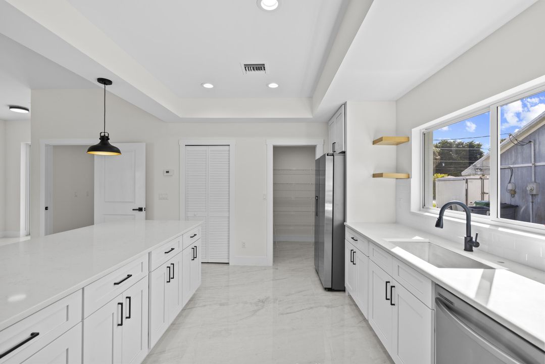 For Sale: $490,000 (4 beds, 3 baths, 2246 Square Feet)