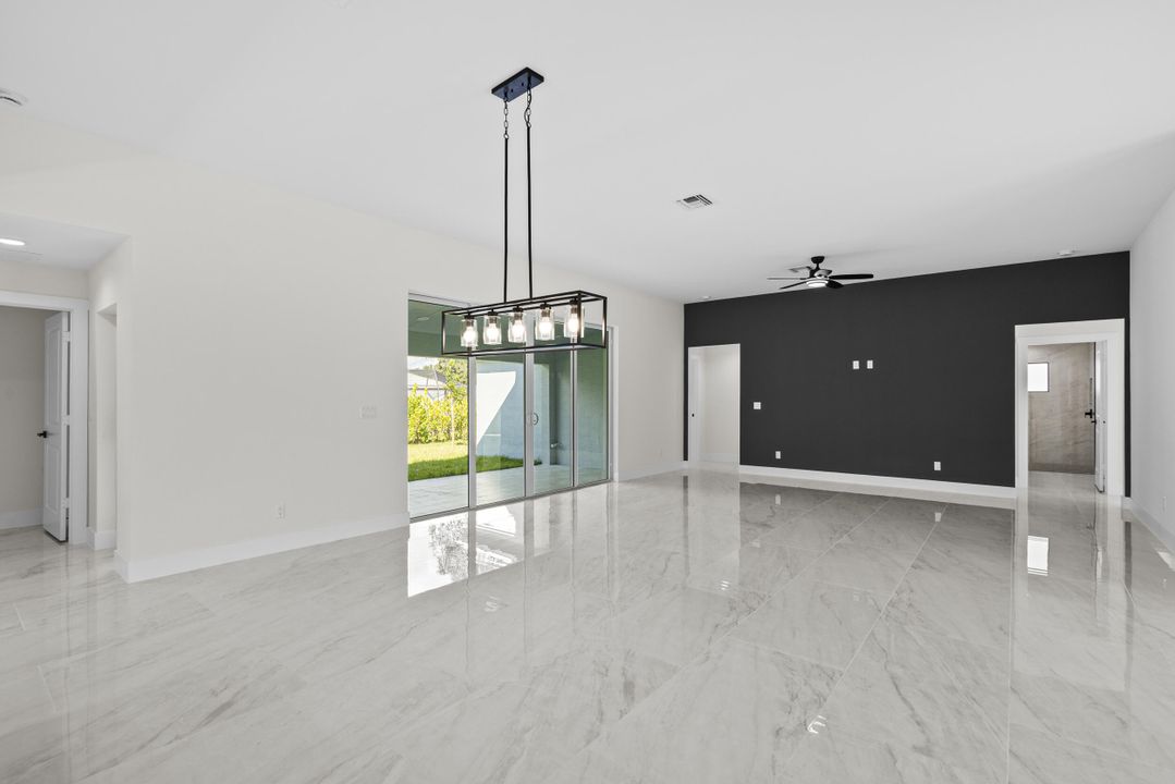 For Sale: $490,000 (4 beds, 3 baths, 2246 Square Feet)