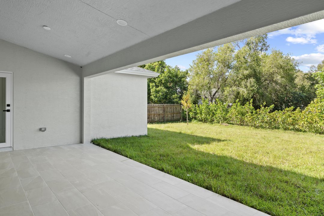 For Sale: $490,000 (4 beds, 3 baths, 2246 Square Feet)