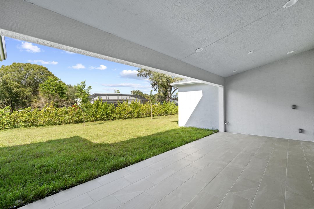 For Sale: $490,000 (4 beds, 3 baths, 2246 Square Feet)