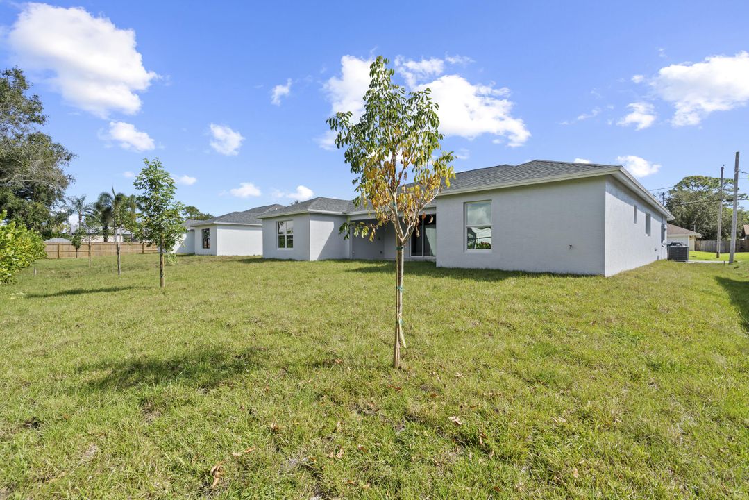 For Sale: $490,000 (4 beds, 3 baths, 2246 Square Feet)