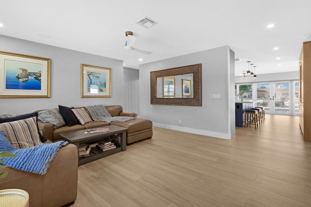 For Sale: $1,549,000 (3 beds, 3 baths, 1731 Square Feet)