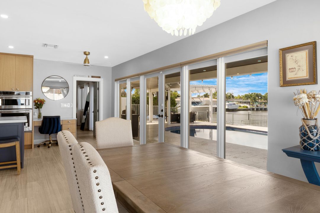 For Sale: $1,549,000 (3 beds, 3 baths, 1731 Square Feet)