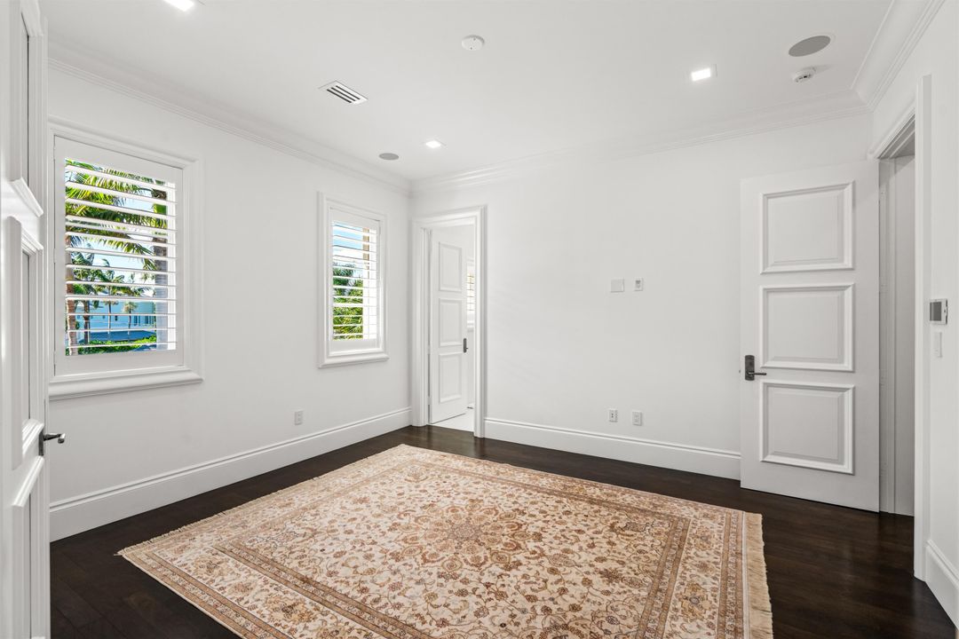 待售: $12,499,000 (5 贝兹, 4 浴室, 6490 平方英尺)