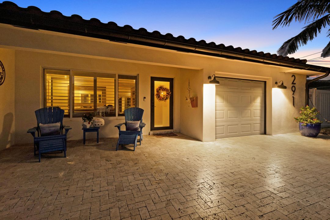 For Sale: $1,549,000 (3 beds, 3 baths, 1731 Square Feet)