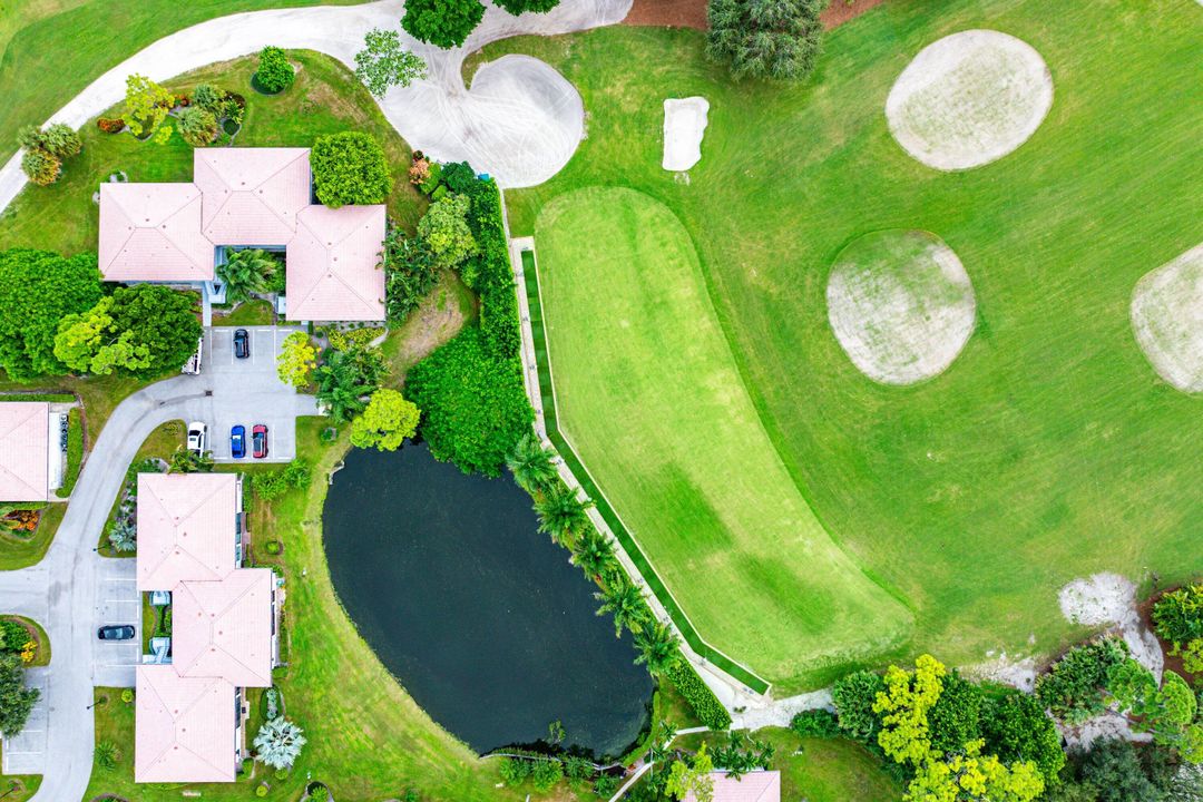 Под контрактом: $360,000 (2 спален, 2 ванн, 1479 Квадратных фут)