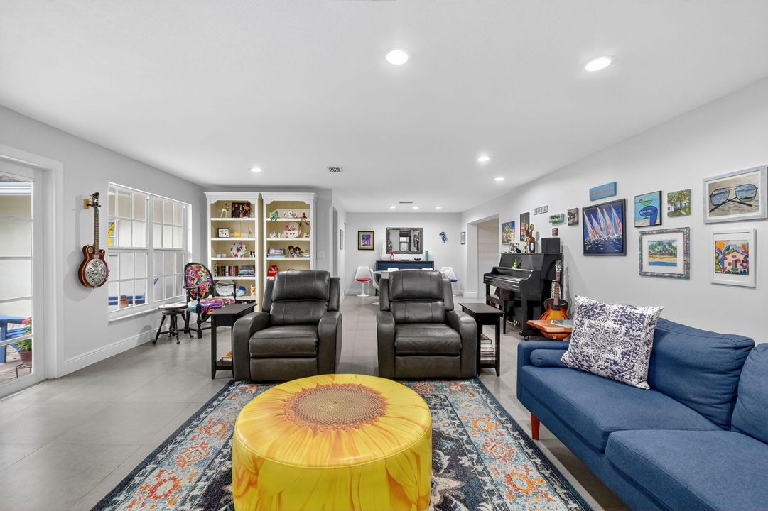 待售: $1,395,000 (0 贝兹, 0 浴室, 3878 平方英尺)