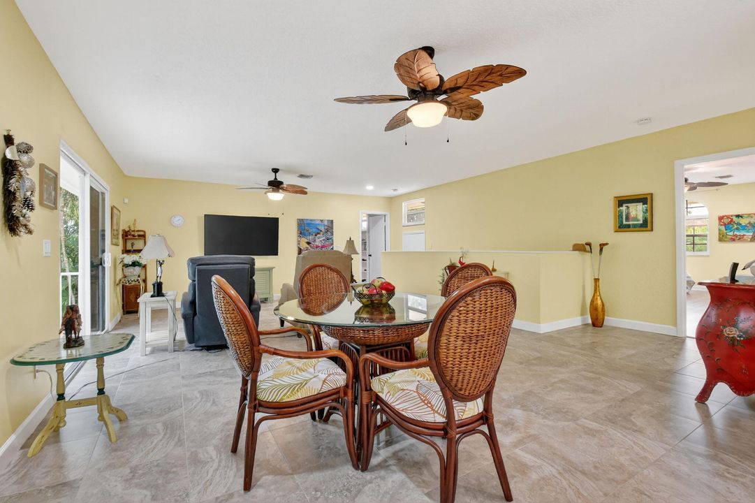 待售: $1,395,000 (0 贝兹, 0 浴室, 3878 平方英尺)