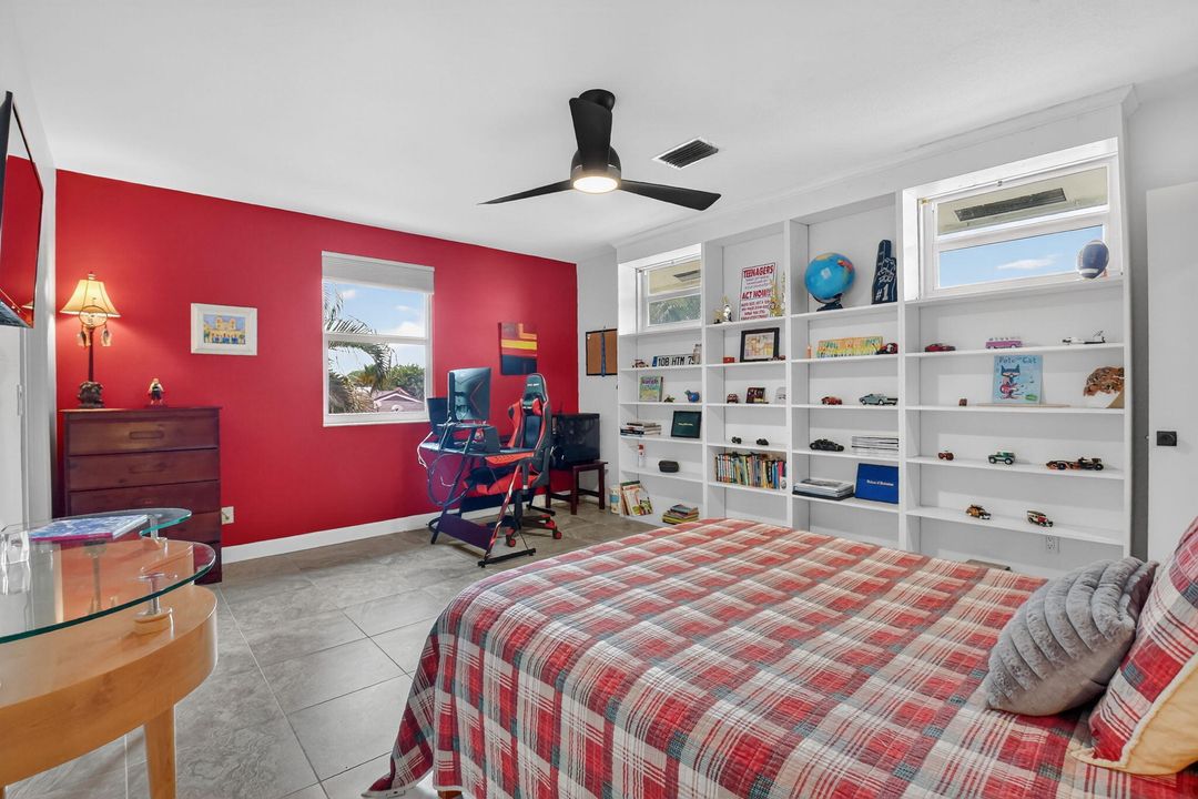 待售: $1,395,000 (0 贝兹, 0 浴室, 3878 平方英尺)