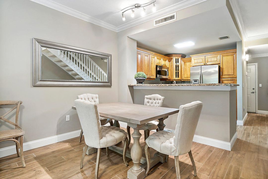 На продажу: $465,000 (2 спален, 2 ванн, 1401 Квадратных фут)