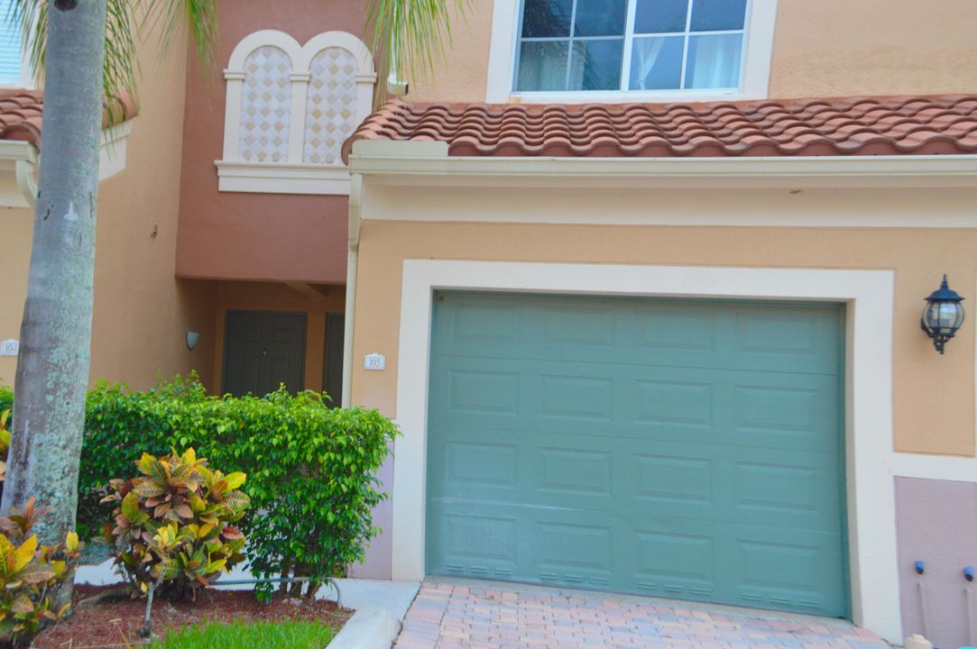 На продажу: $465,000 (2 спален, 2 ванн, 1401 Квадратных фут)