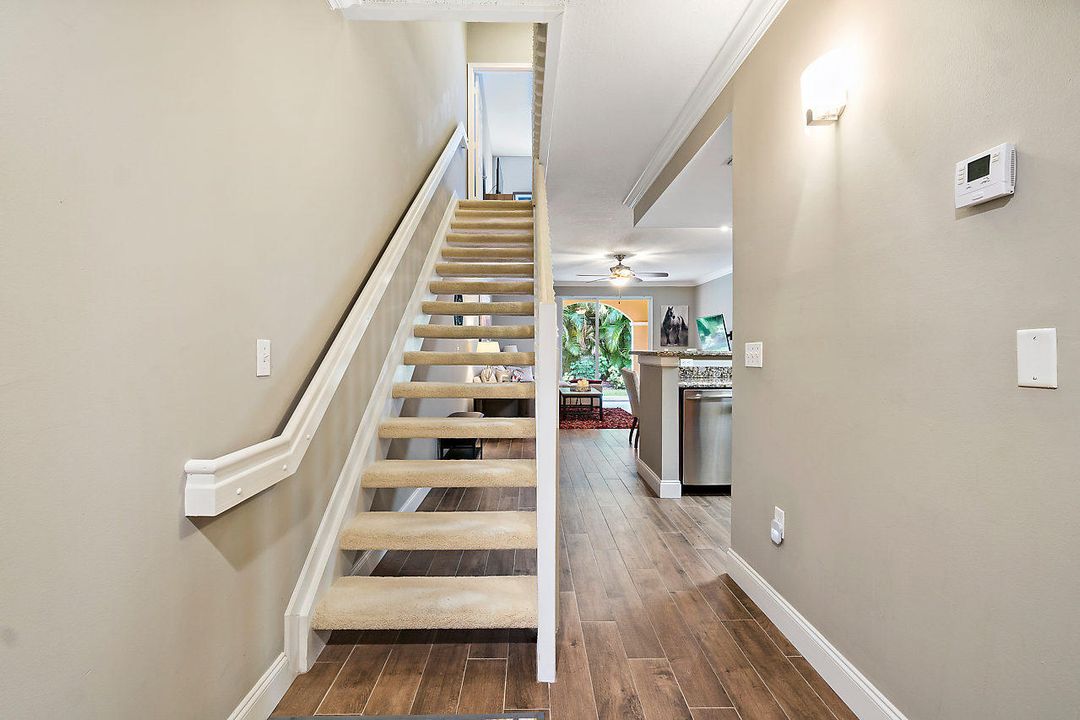 На продажу: $465,000 (2 спален, 2 ванн, 1401 Квадратных фут)