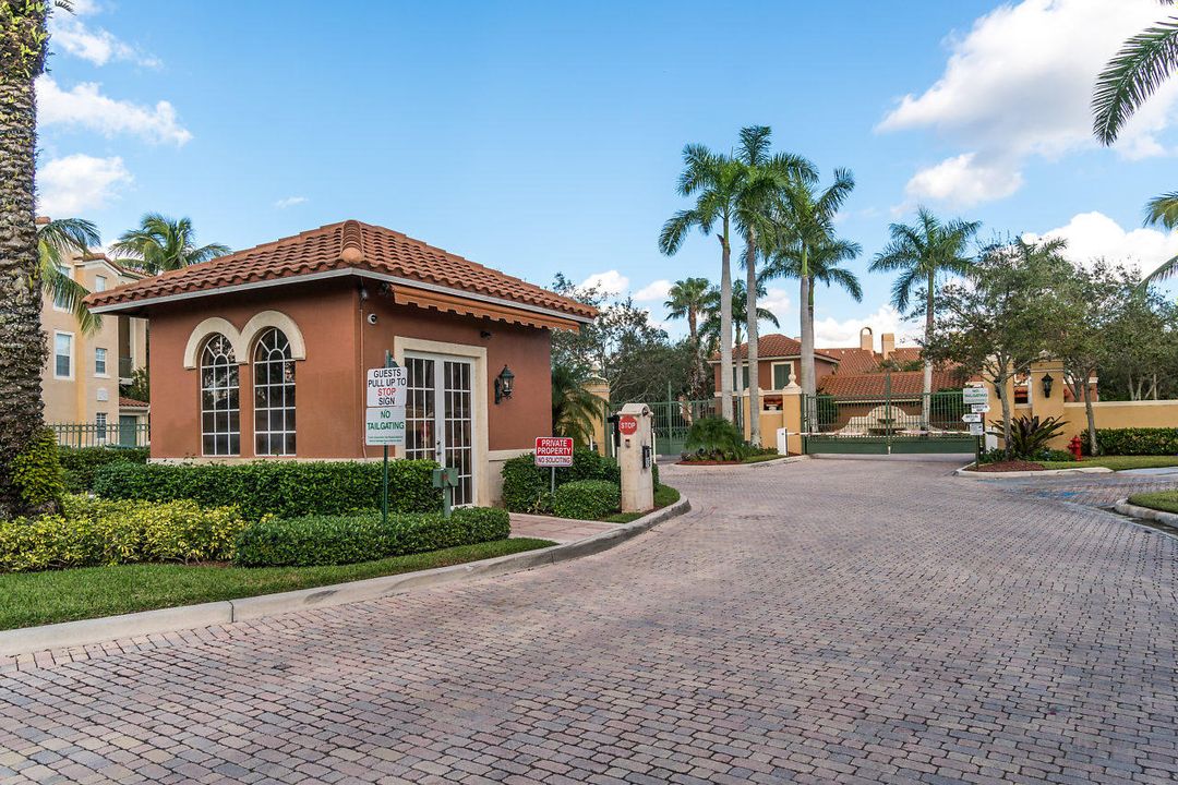 На продажу: $465,000 (2 спален, 2 ванн, 1401 Квадратных фут)