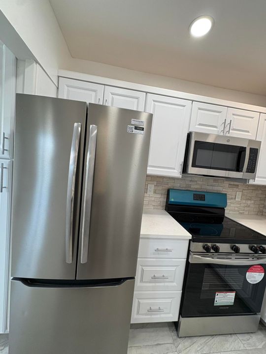 出租: $1,500 (2 贝兹, 2 浴室, 819 平方英尺)