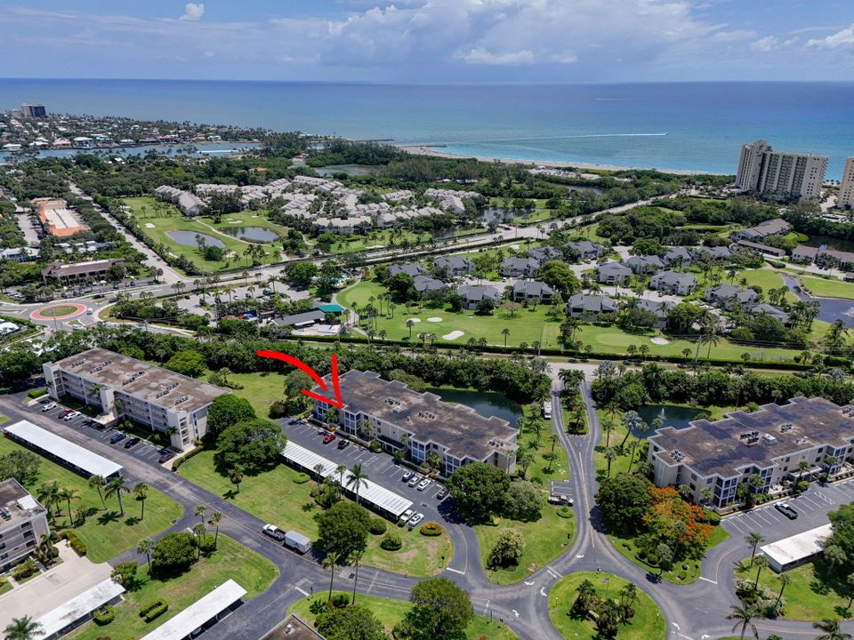 Recently Rented: $3,000 (3 beds, 3 baths, 1692 Square Feet)