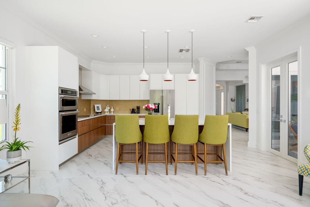 For Sale: $2,199,000 (4 beds, 3 baths, 2766 Square Feet)