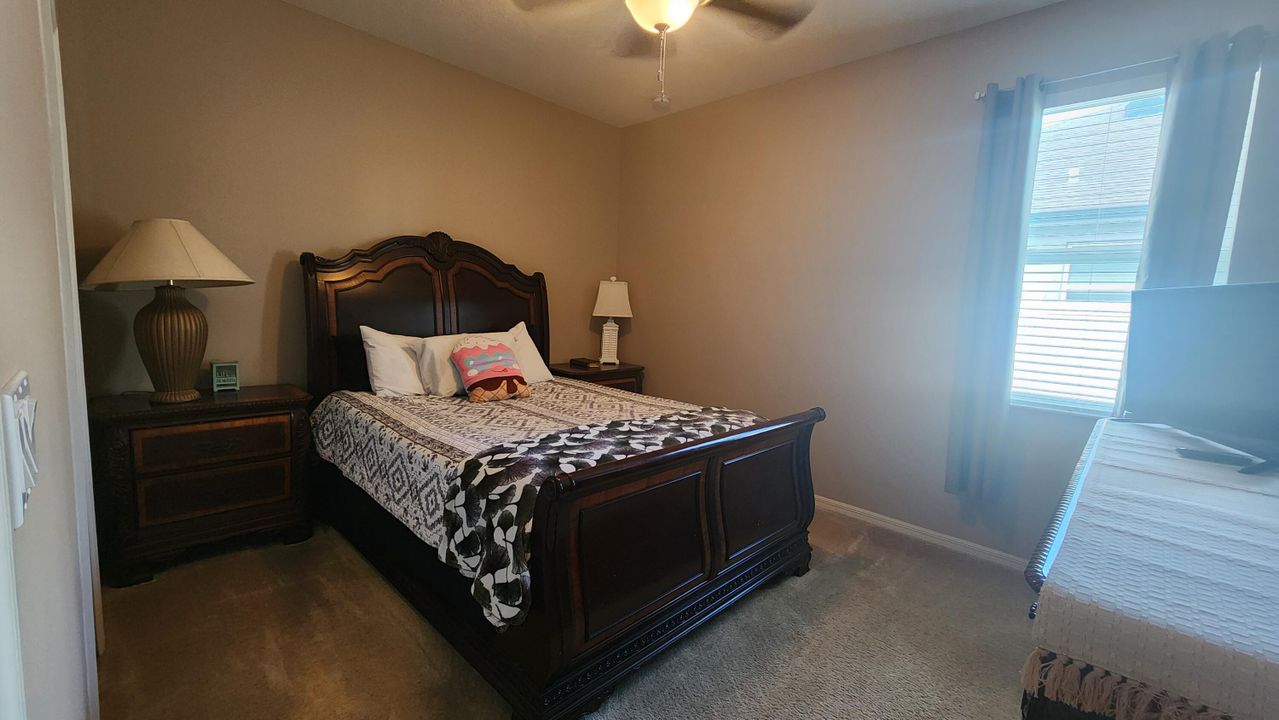 For Sale: $574,000 (4 beds, 3 baths, 2725 Square Feet)