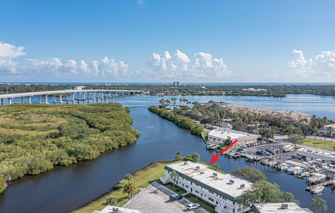 В аренду: $5,000 (2 спален, 2 ванн, 1000 Квадратных фут)