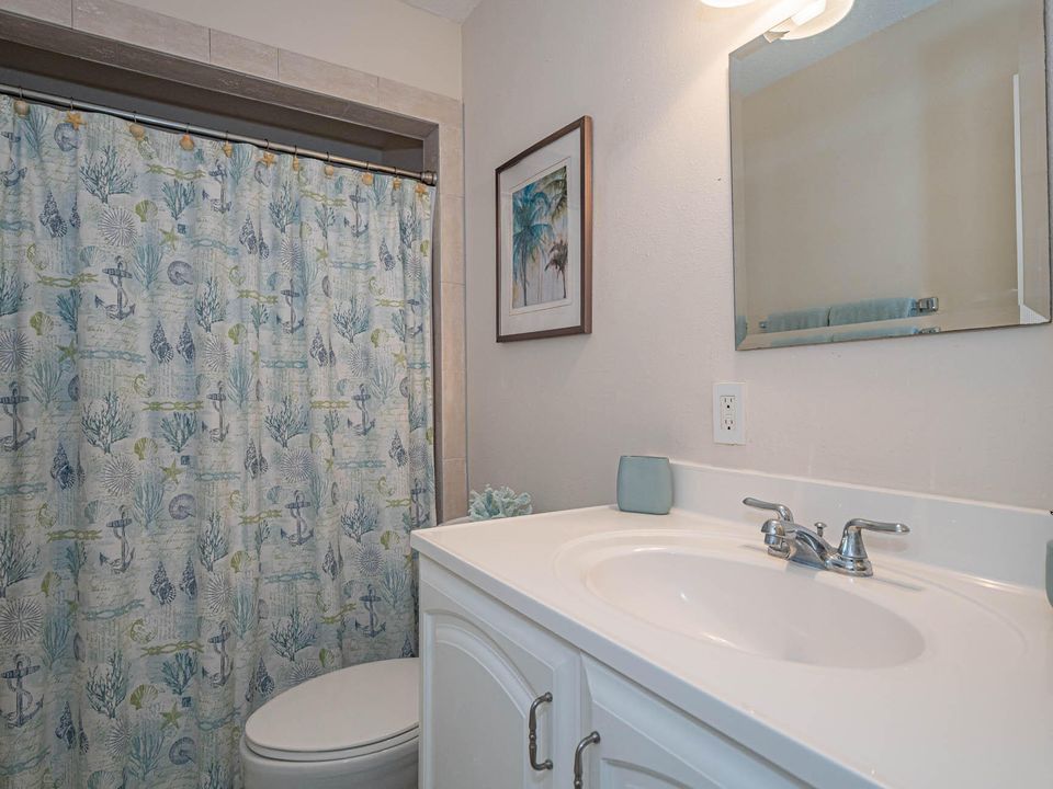 В аренду: $5,000 (2 спален, 2 ванн, 1000 Квадратных фут)