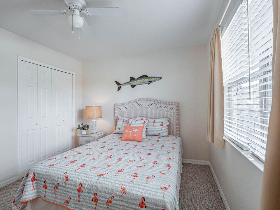 В аренду: $5,000 (2 спален, 2 ванн, 1000 Квадратных фут)