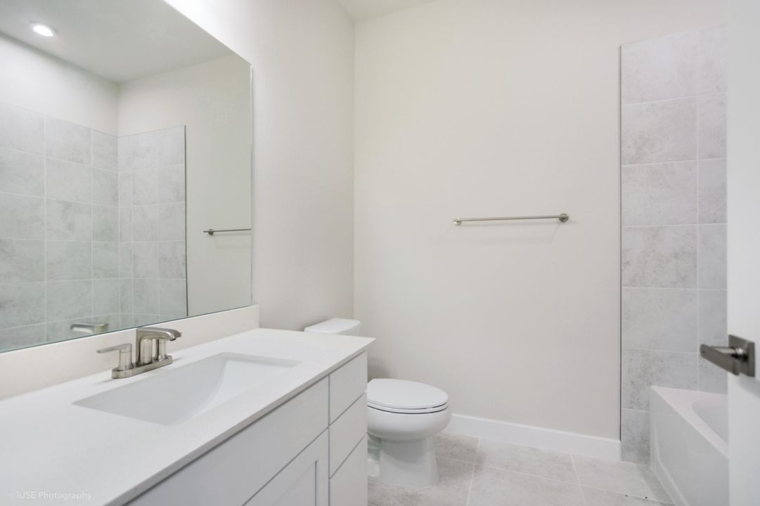 出租: $2,800 (4 贝兹, 2 浴室, 1815 平方英尺)